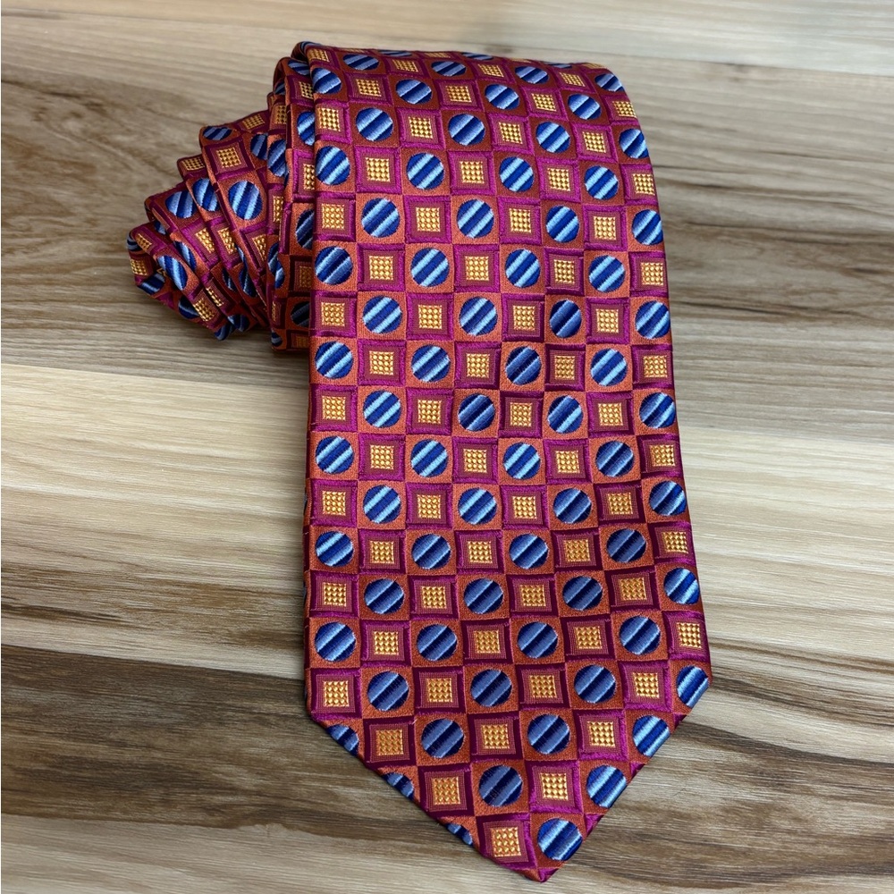 Robert Talbot Jacquard “ Chelsea “ tie size 
61” by 3.75”.